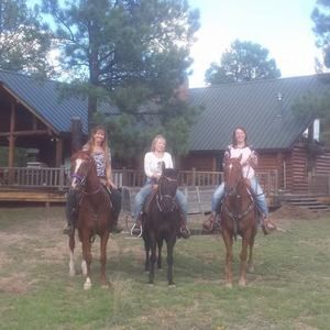 Meet your Posher, Lynda